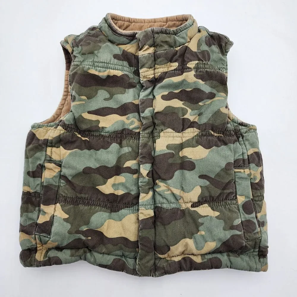 Oshkosh Reversible green camo camouflage/corduroy tan vest‎ Boys size 18 months